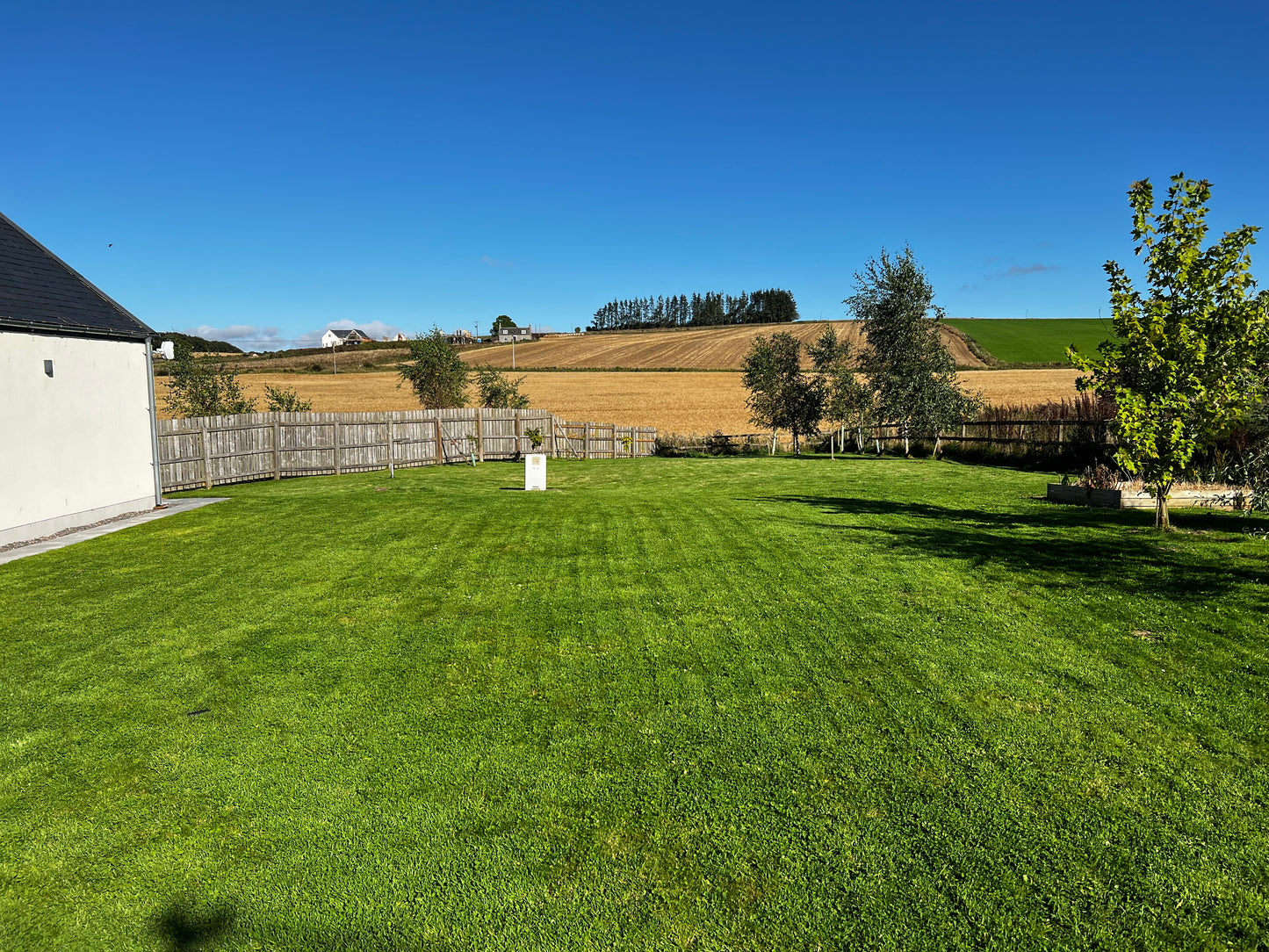 Lawnmowing - Large Garden